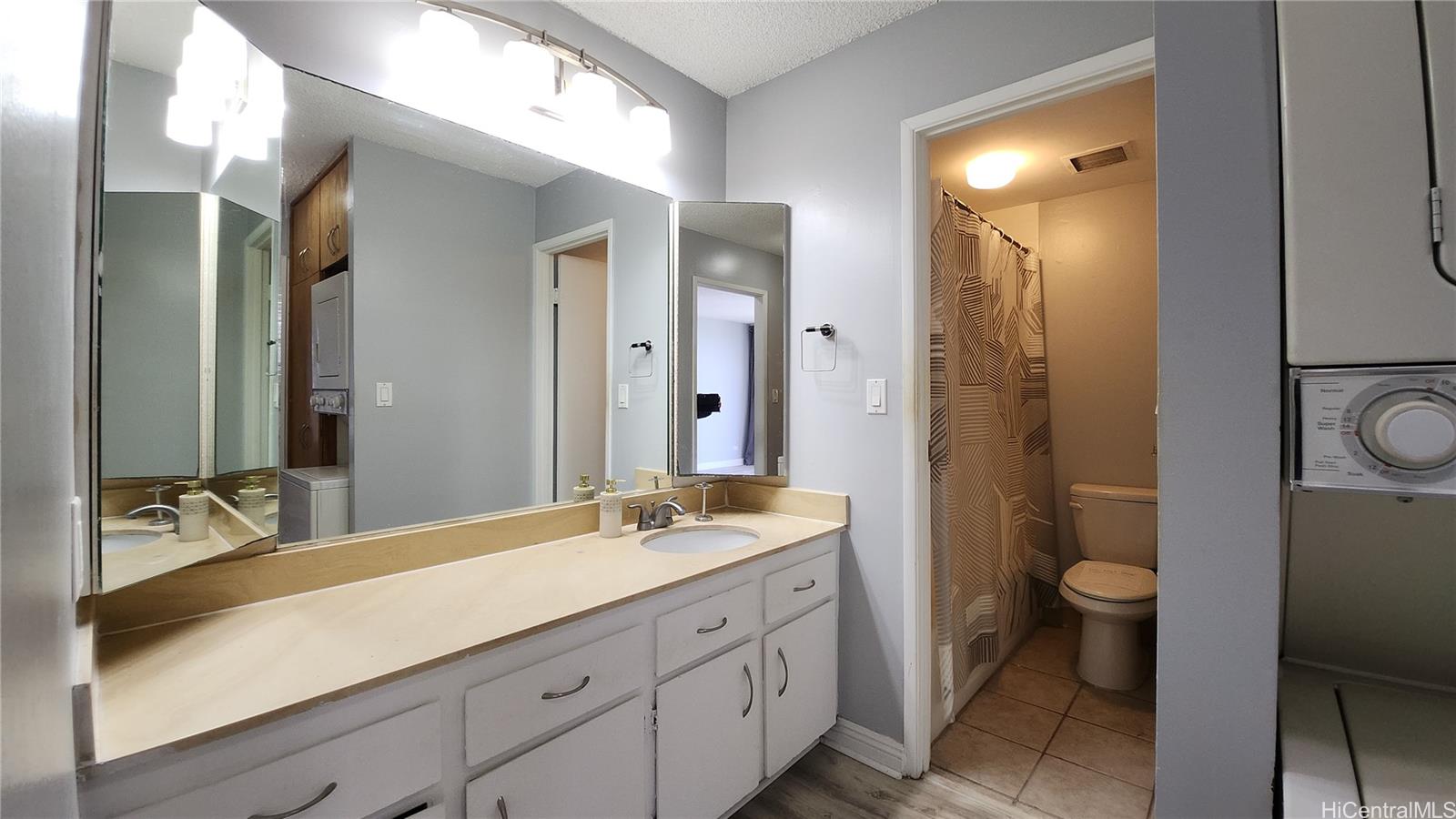Highlander condo # 312, Aiea, Hawaii - photo 10 of 25
