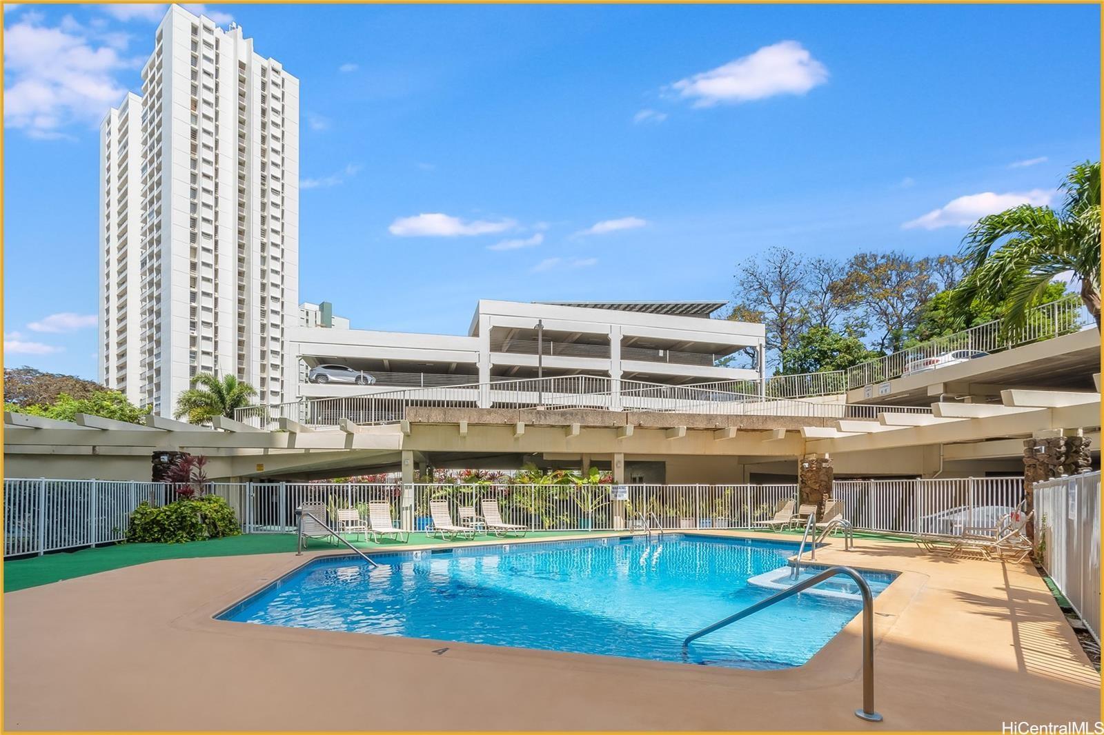 Highlander condo # 401, Aiea, Hawaii - photo 17 of 23