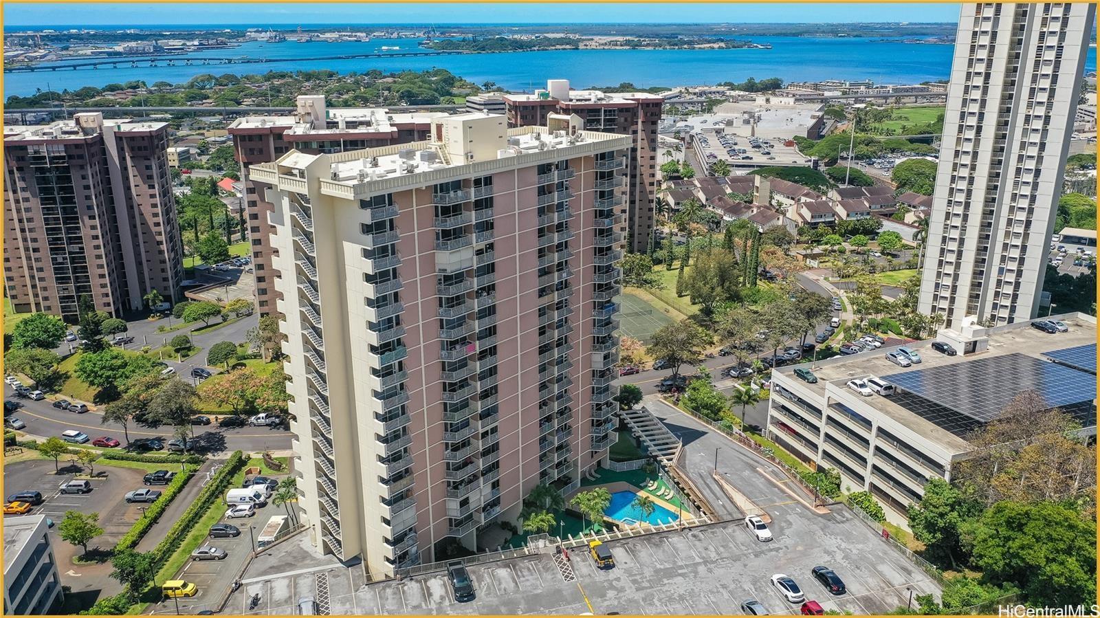 Highlander condo # 401, Aiea, Hawaii - photo 19 of 23