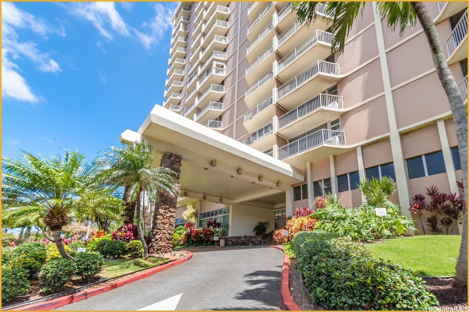 Highlander condo # 401, Aiea, Hawaii - photo 20 of 23