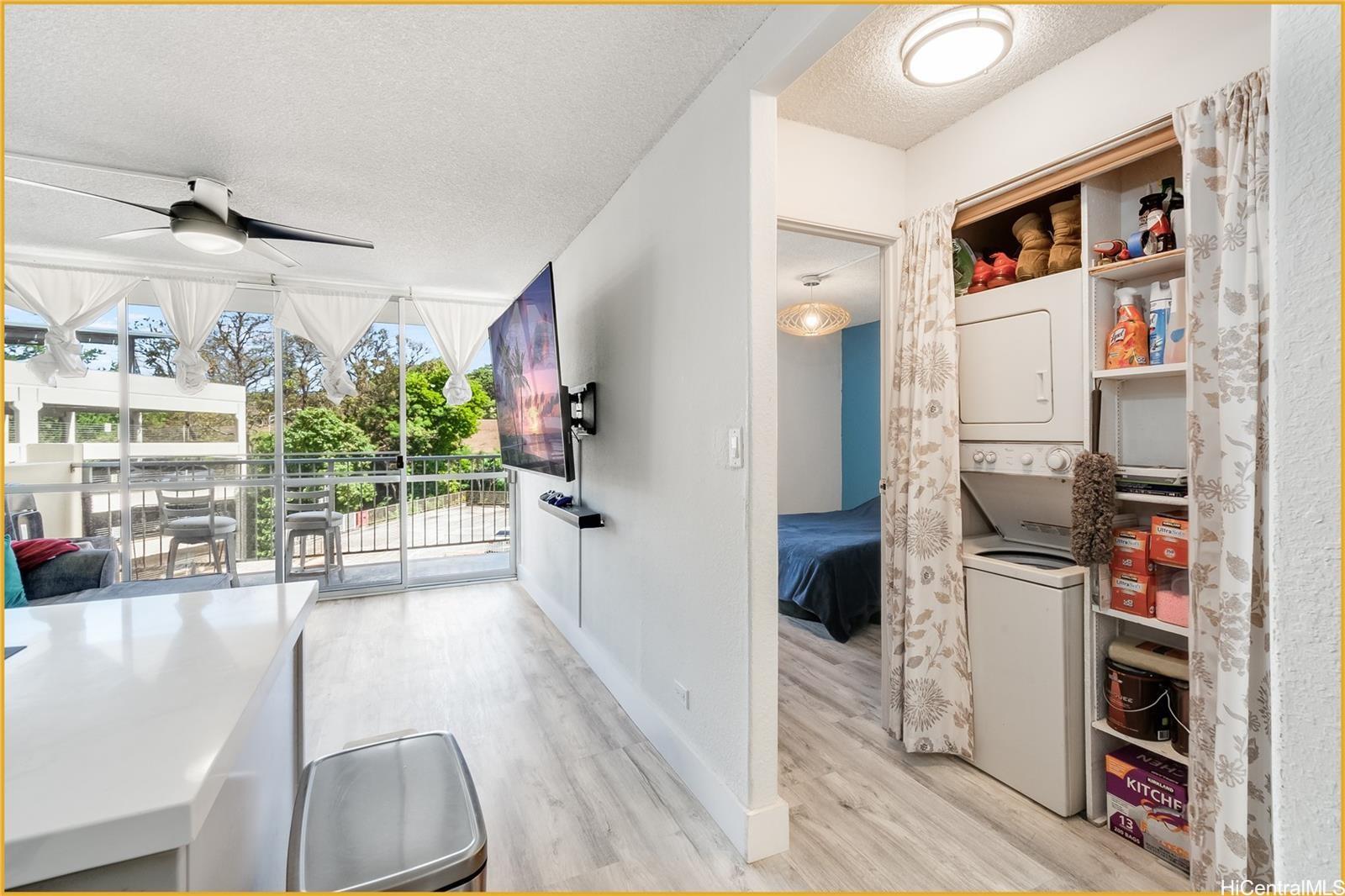 Highlander condo # 401, Aiea, Hawaii - photo 7 of 23