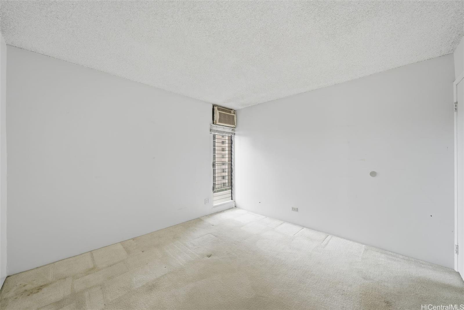 Highlander condo # 608, Aiea, Hawaii - photo 17 of 24