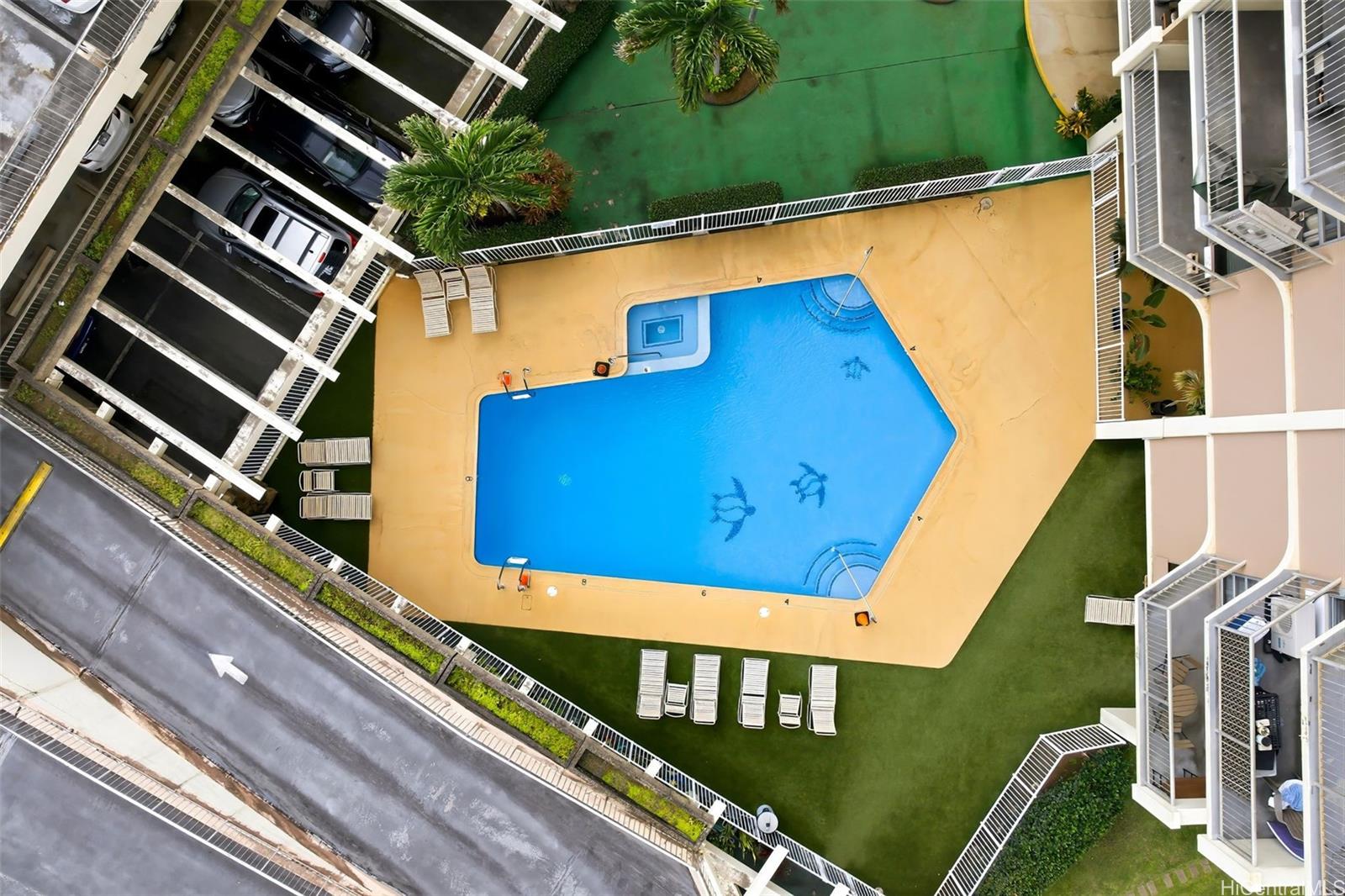 Highlander condo # 608, Aiea, Hawaii - photo 3 of 24