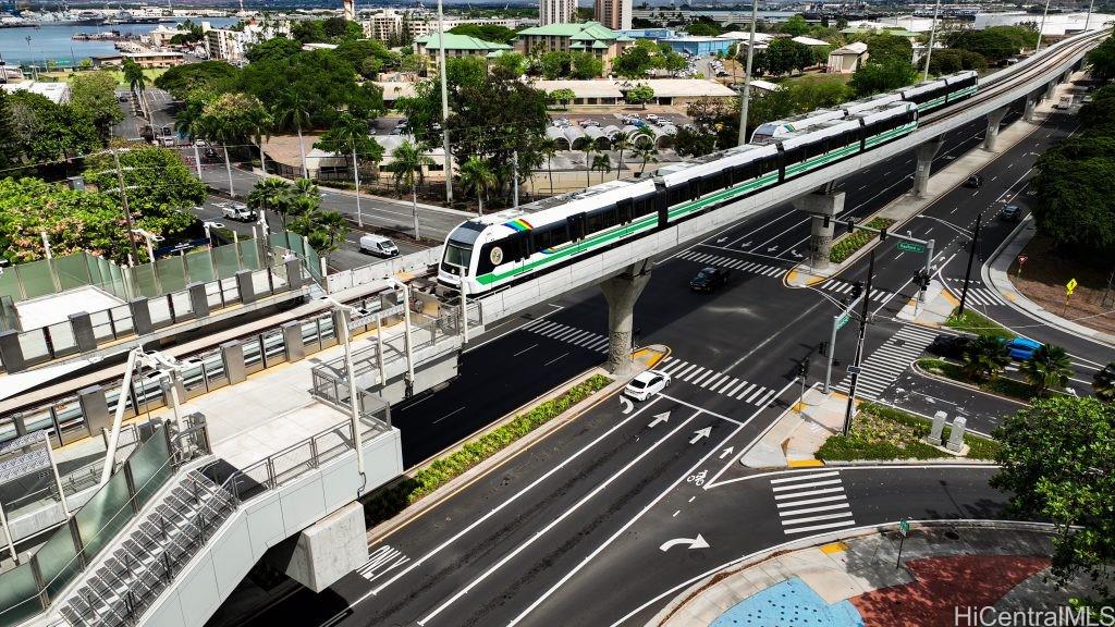 Highlander condo # 608, Aiea, Hawaii - photo 22 of 24