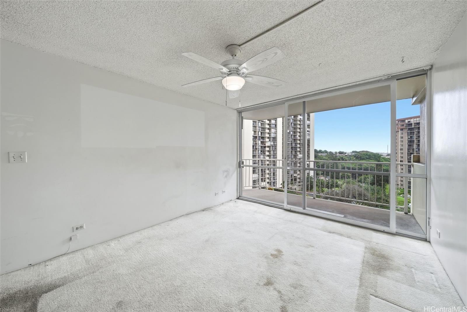 Highlander condo # 608, Aiea, Hawaii - photo 10 of 24