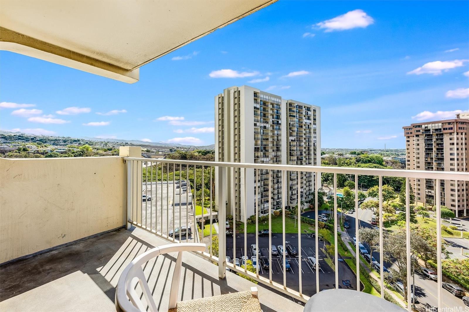 Highlander condo # 907, Aiea, Hawaii - photo 19 of 25