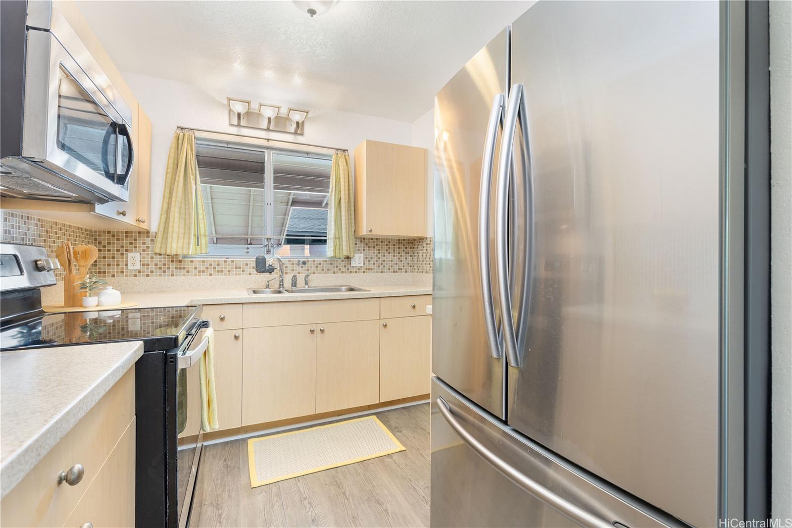 98-459 Hookanike St townhouse # 65, Pearl City, Hawaii - photo 6 of 21