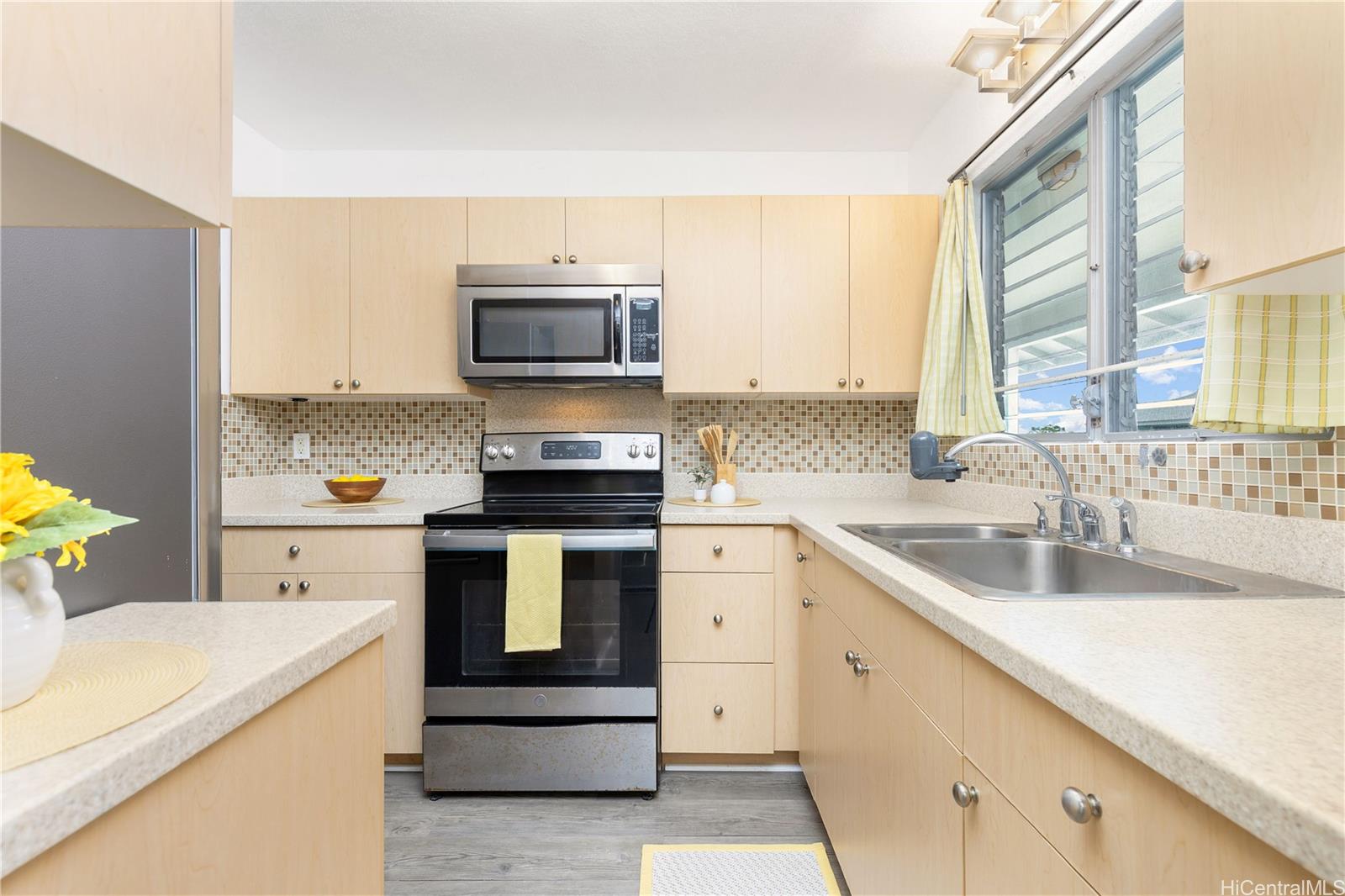 98-459 Hookanike St townhouse # 65, Pearl City, Hawaii - photo 8 of 21