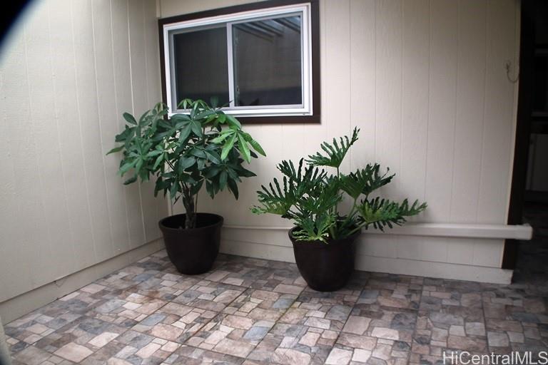 98-487  Kipaepae Street Newtown, PearlCity home - photo 3 of 19