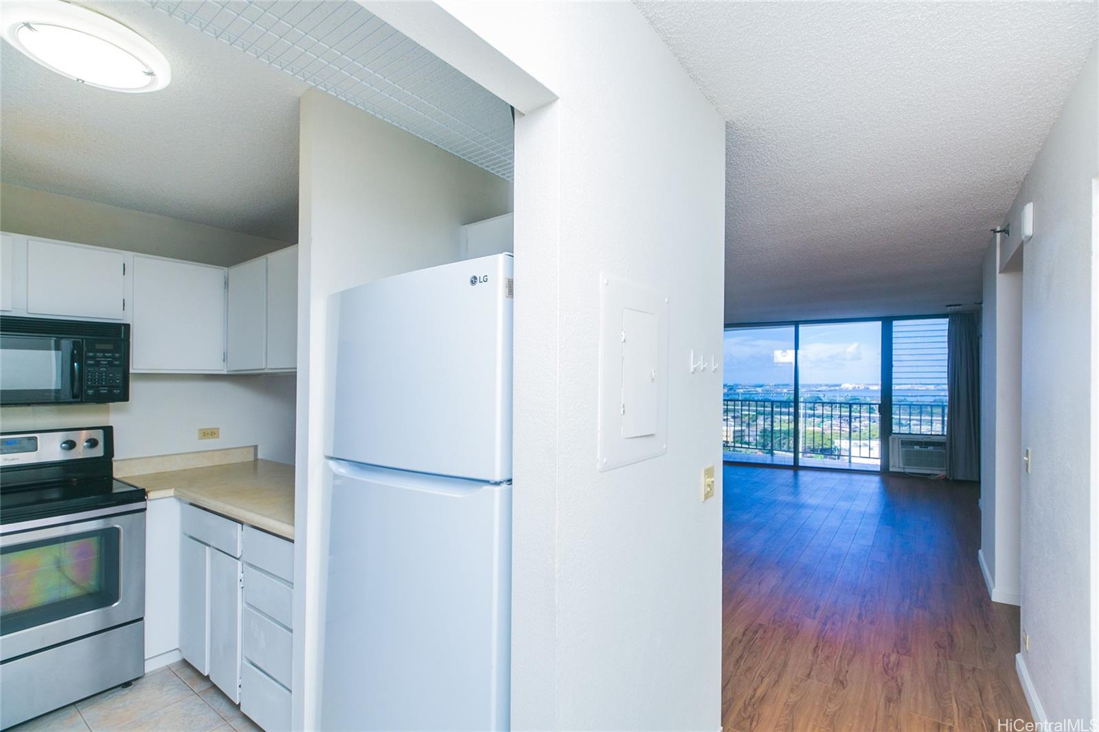 Park At Pearlridge condo # B1102, Aiea, Hawaii - photo 19 of 25