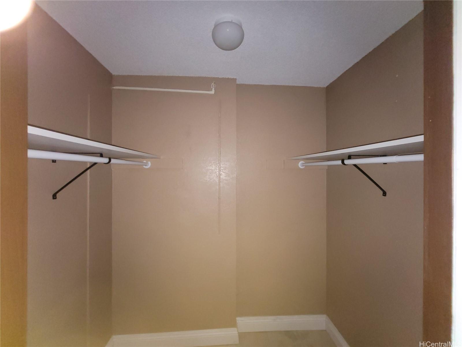 Park At Pearlridge condo # B1603, Aiea, Hawaii - photo 15 of 20