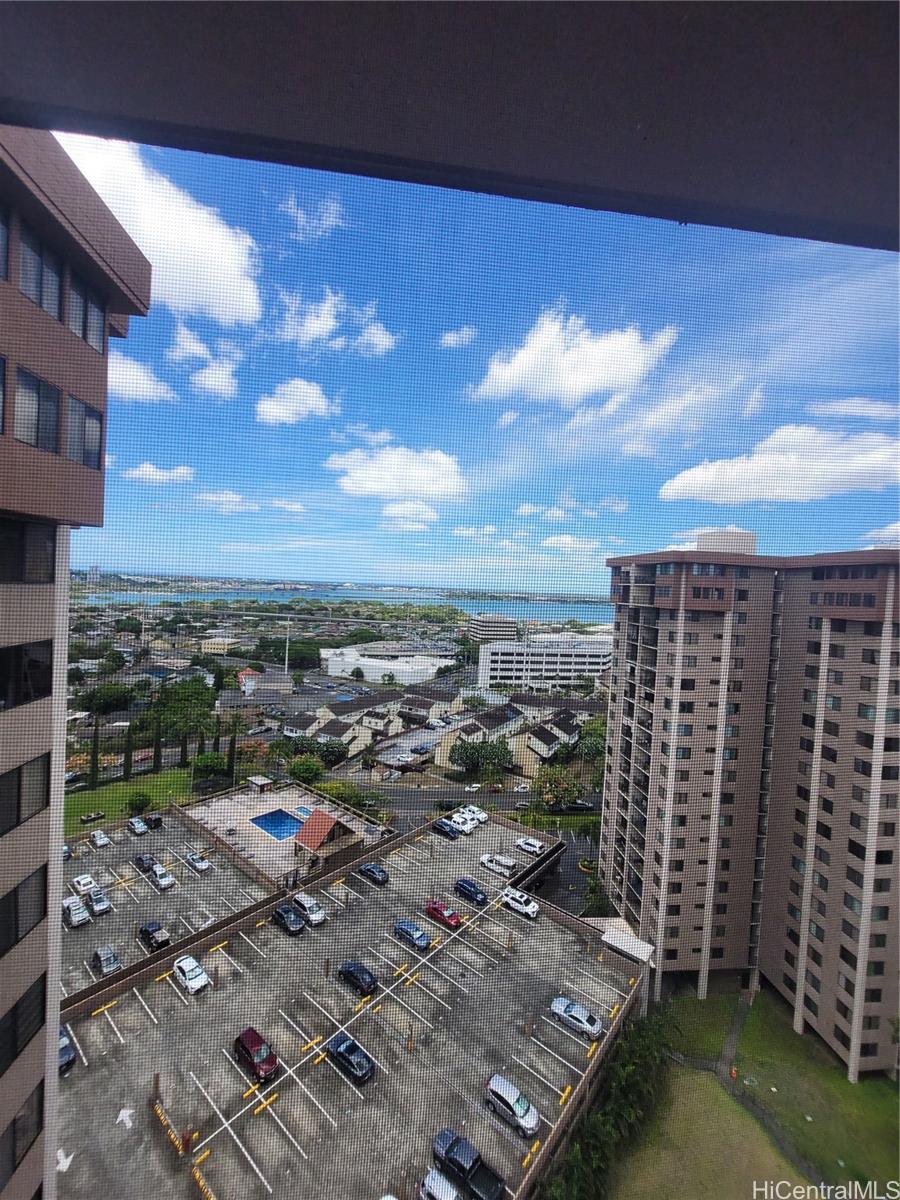 Park At Pearlridge condo # B1603, Aiea, Hawaii - photo 16 of 20