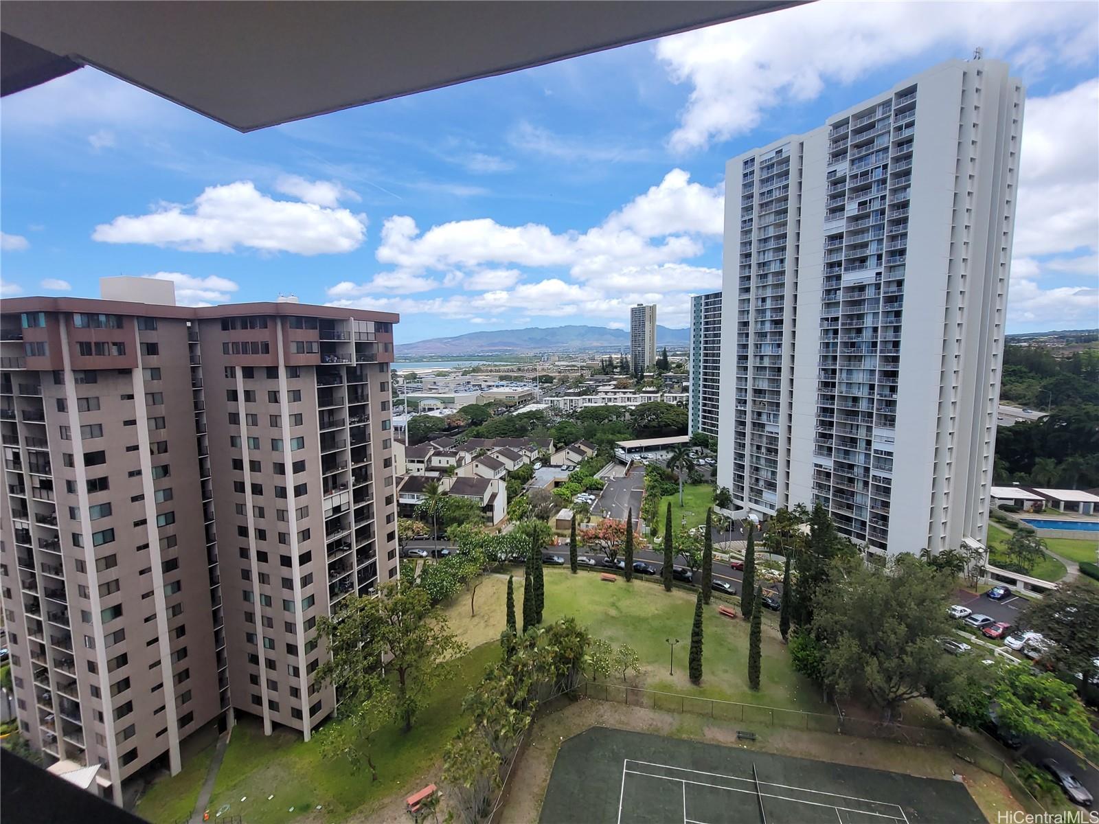 Park At Pearlridge condo # B1603, Aiea, Hawaii - photo 17 of 20