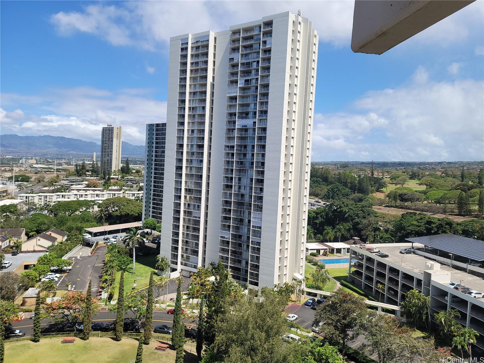 Park At Pearlridge condo # B1603, Aiea, Hawaii - photo 2 of 25