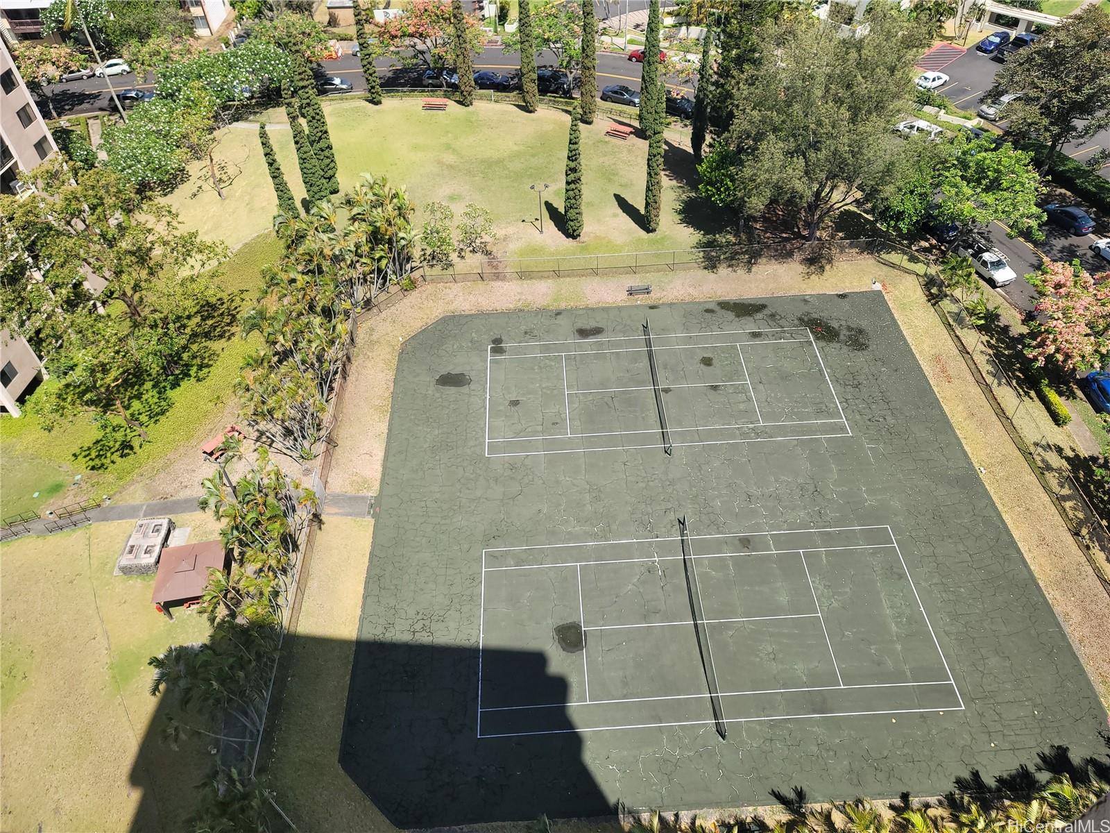 Park At Pearlridge condo # B1603, Aiea, Hawaii - photo 3 of 25