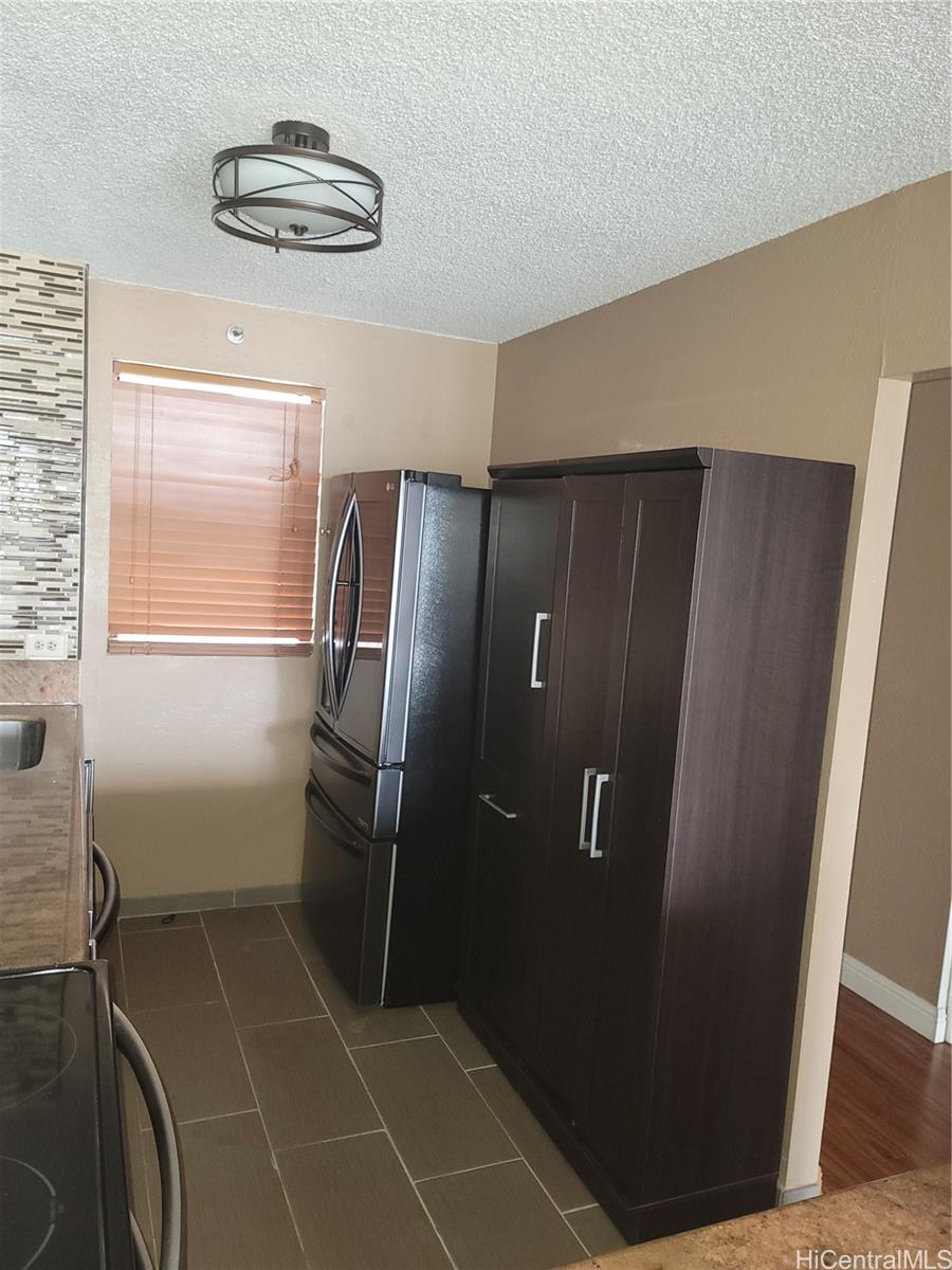 Park At Pearlridge condo # B1603, Aiea, Hawaii - photo 7 of 25