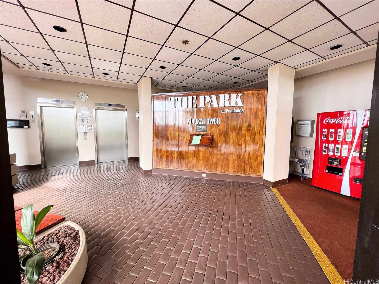 98-487 Koauka Loop Aiea - Rental - photo 18 of 24