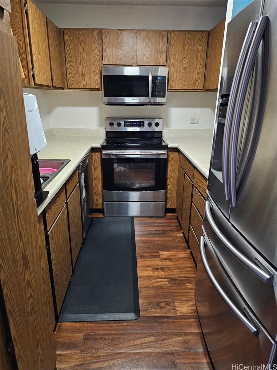 Park At Pearlridge condo # B906, Aiea, Hawaii - photo 4 of 12