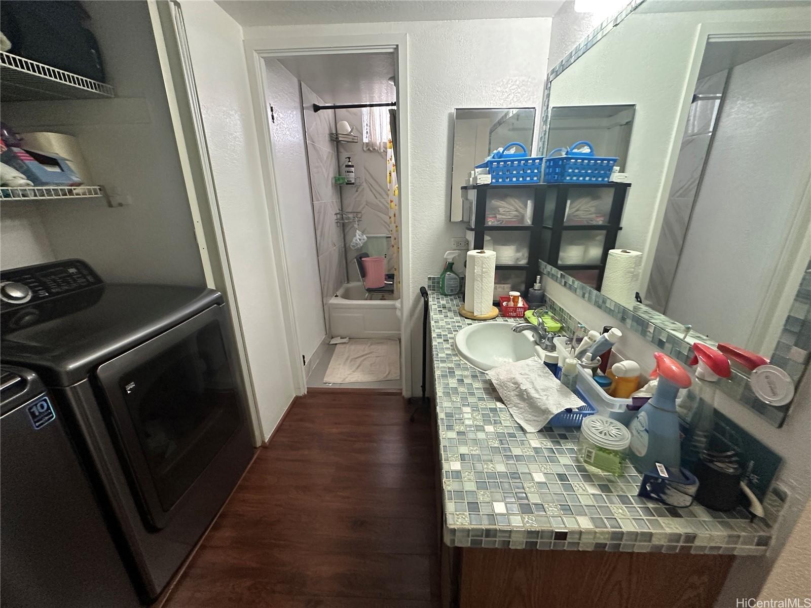 Park At Pearlridge condo # B906, Aiea, Hawaii - photo 9 of 12