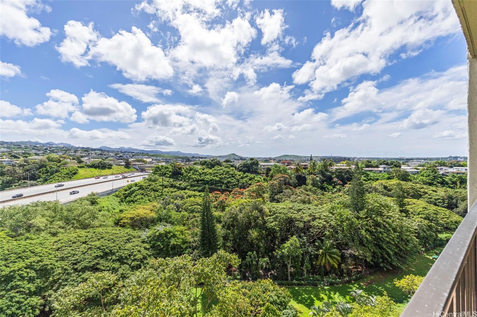 Pearl 1 condo # 14A, Aiea, Hawaii - photo 15 of 23