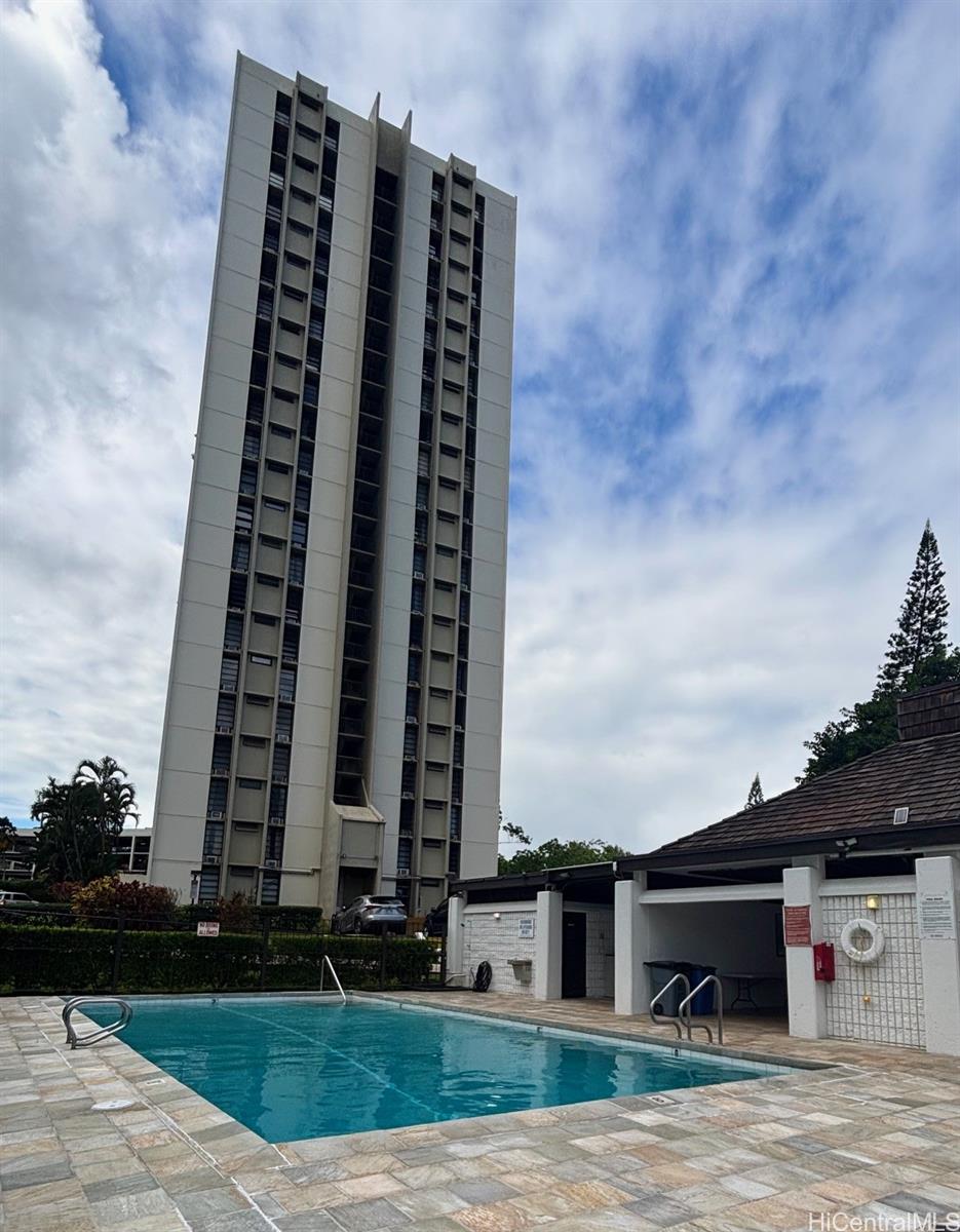 Pearl 1 condo # 14E, Aiea, Hawaii - photo 15 of 16