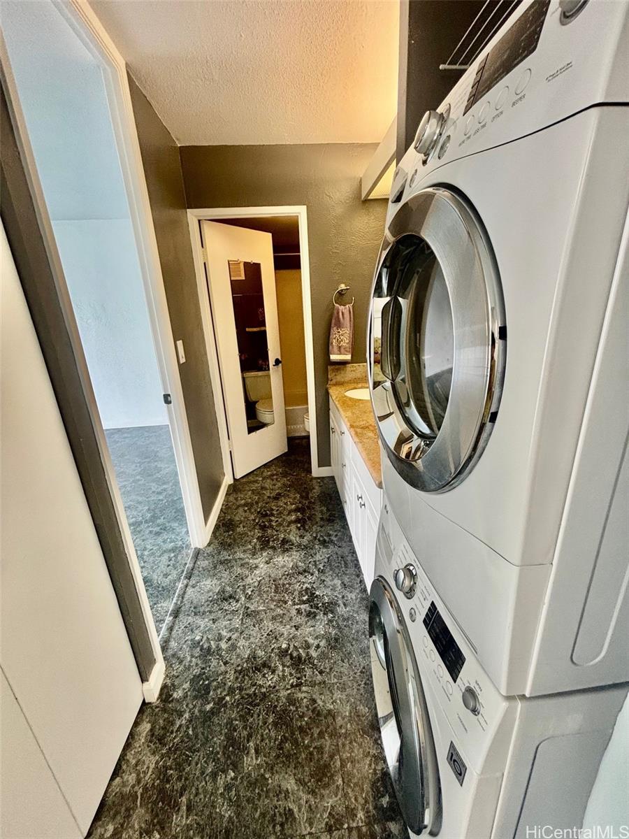 Pearl 1 condo # 14E, Aiea, Hawaii - photo 11 of 23