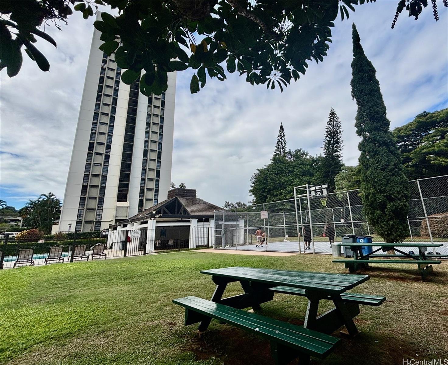 Pearl 1 condo # 14E, Aiea, Hawaii - photo 21 of 23