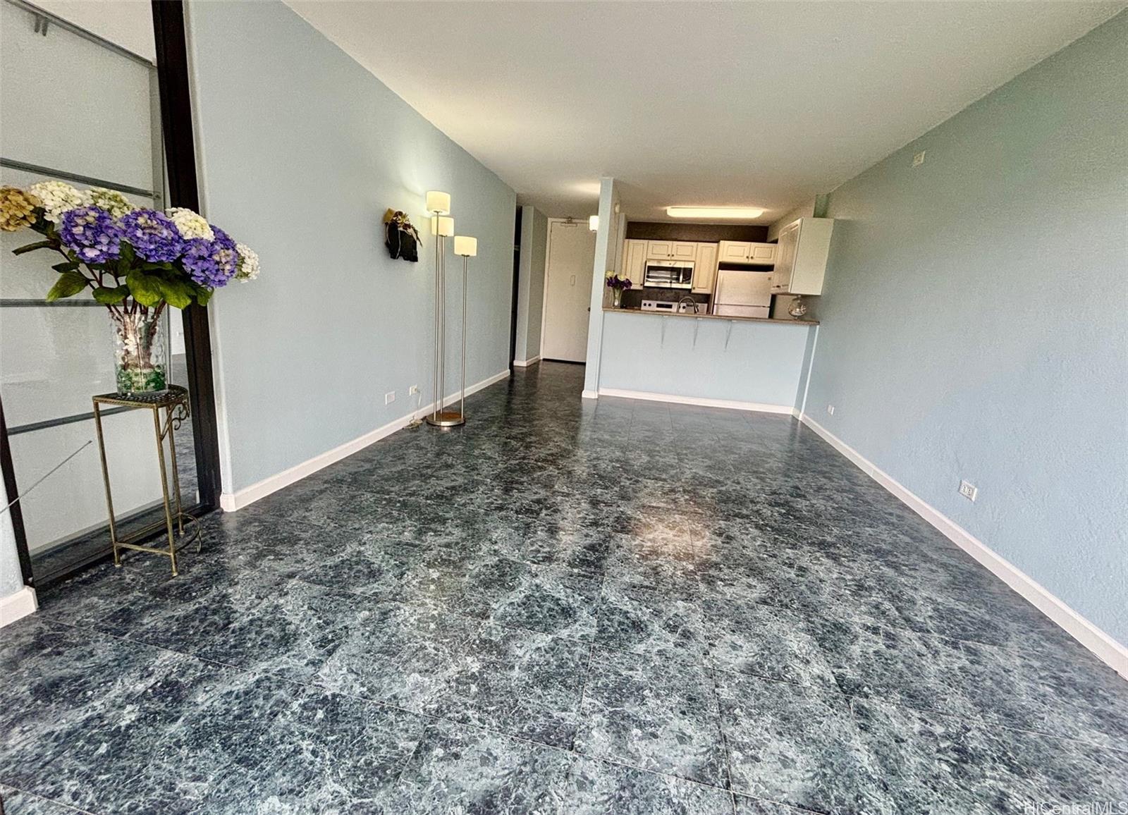 Pearl 1 condo # 14E, Aiea, Hawaii - photo 5 of 23