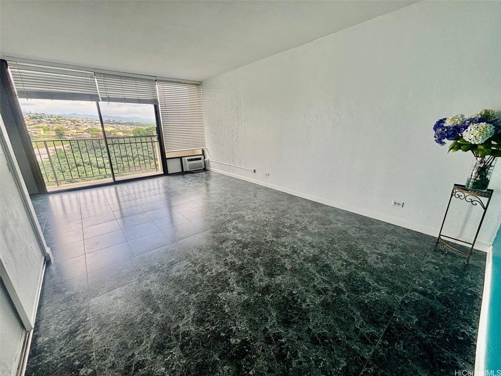 Pearl 1 condo # 14E, Aiea, Hawaii - photo 6 of 23