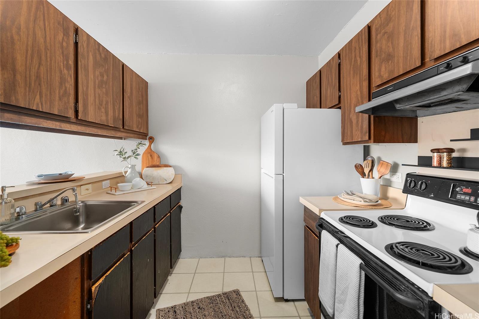 Pearl 1 condo # 16C, Aiea, Hawaii - photo 12 of 25