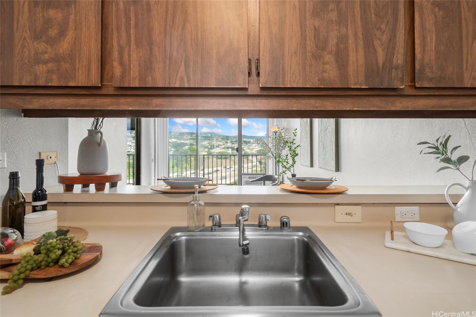 Pearl 1 condo # 16C, Aiea, Hawaii - photo 13 of 25