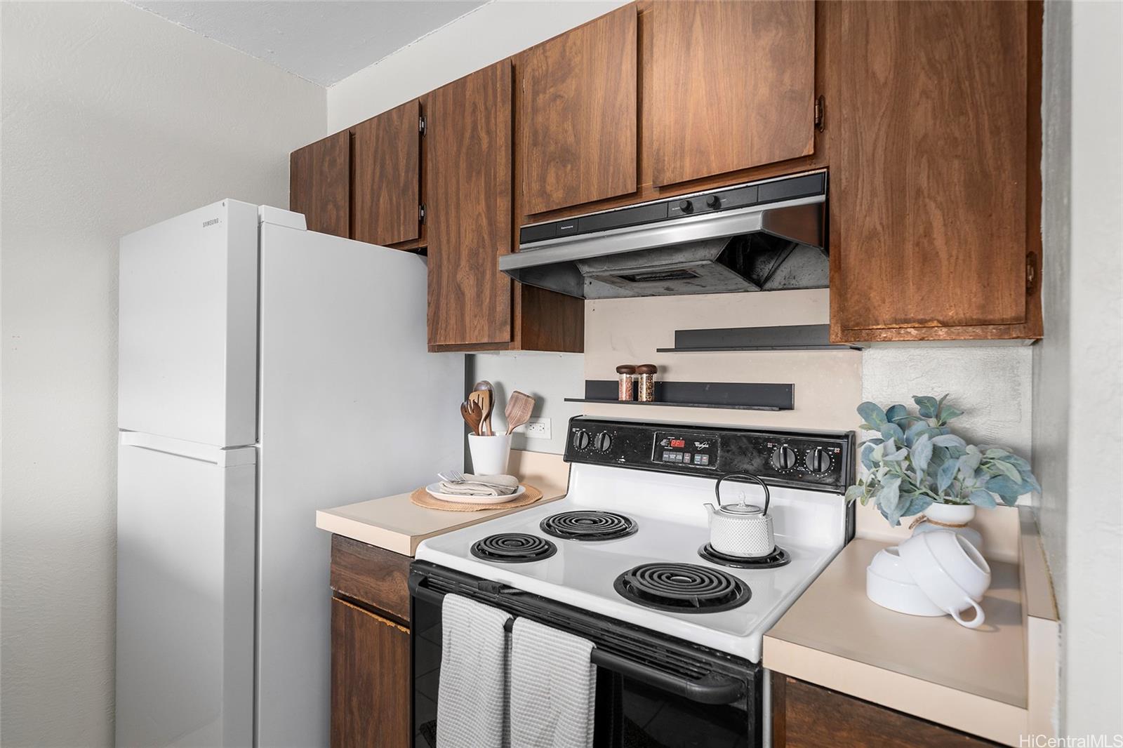 Pearl 1 condo # 16C, Aiea, Hawaii - photo 14 of 25