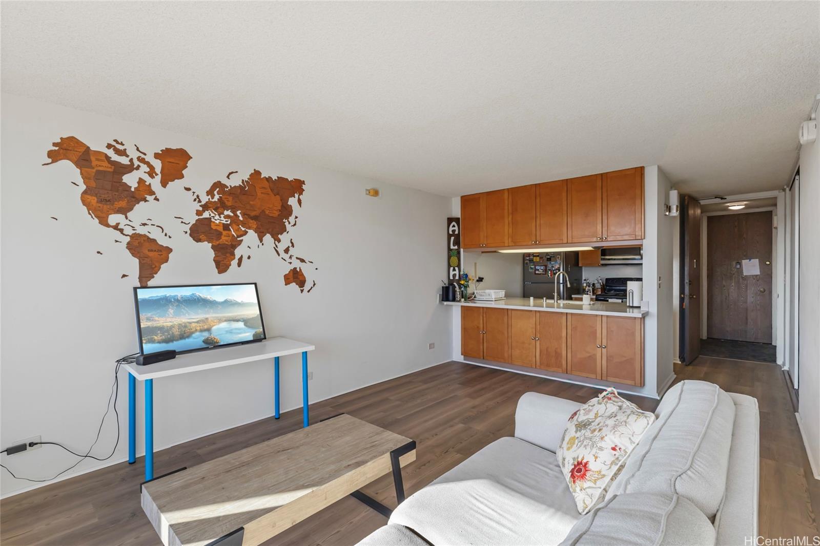 Pearl 1 condo # 17A, Aiea, Hawaii - photo 2 of 19