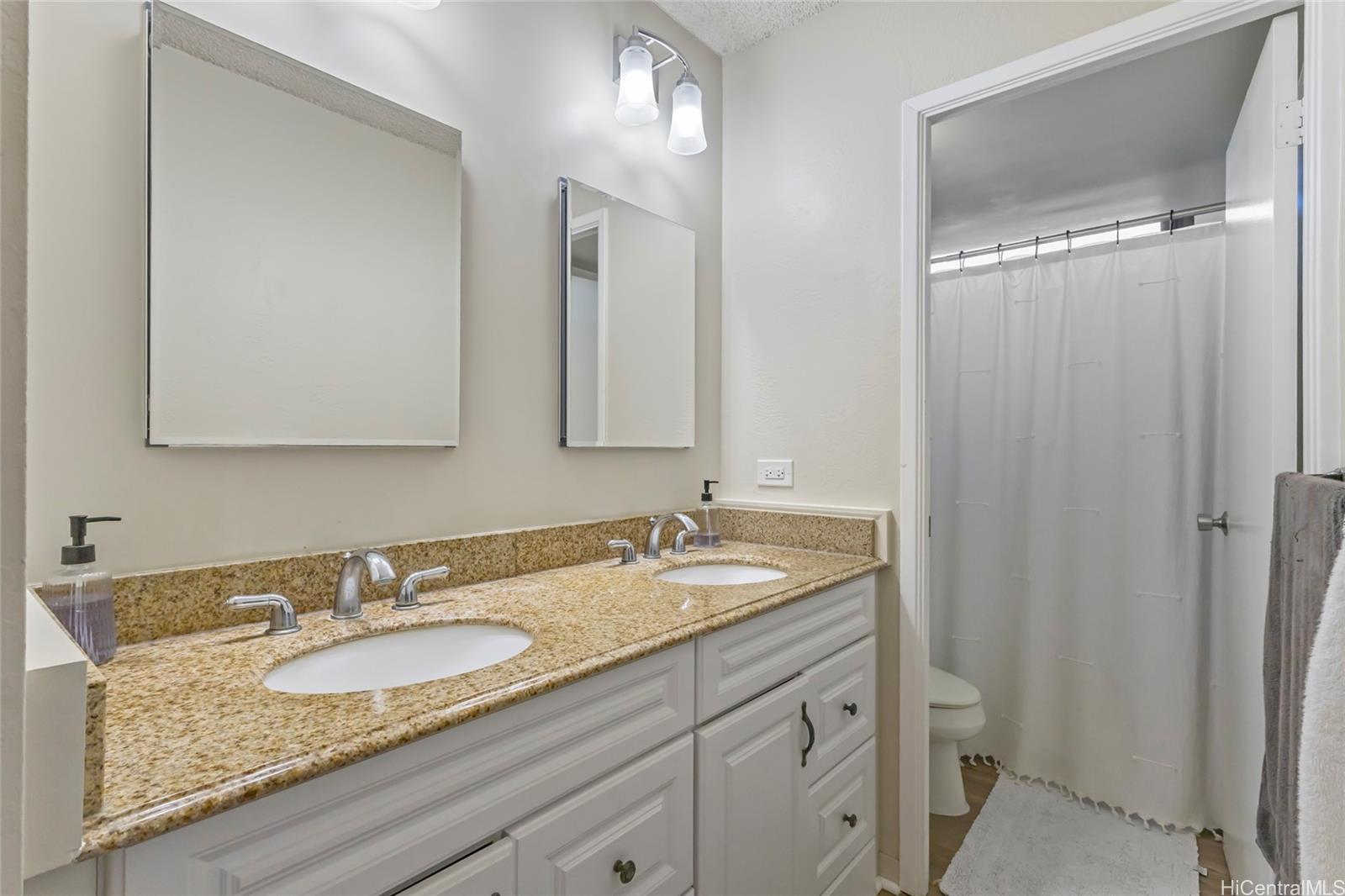 Pearl 1 condo # 17A, Aiea, Hawaii - photo 11 of 19