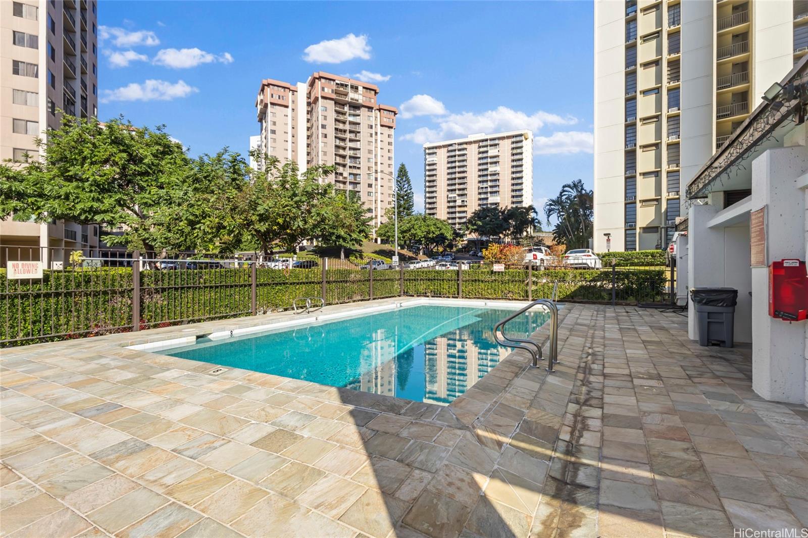 Pearl 1 condo # 17A, Aiea, Hawaii - photo 17 of 19