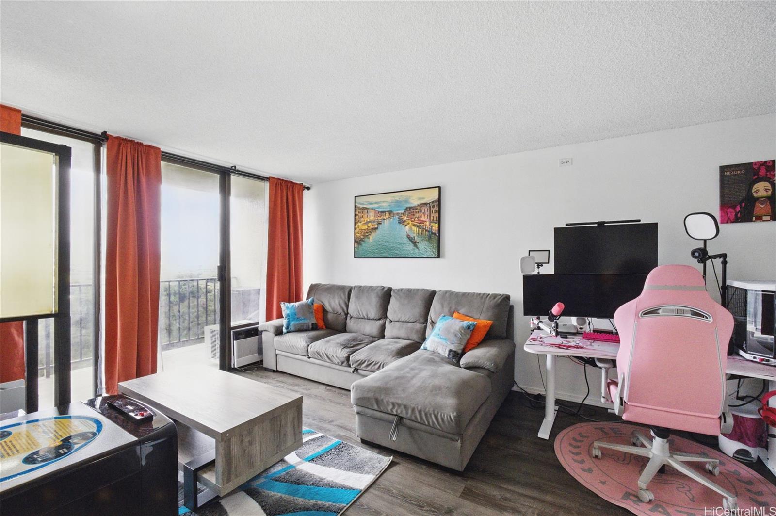 Pearl 1 condo # 18A, Aiea, Hawaii - photo 3 of 20