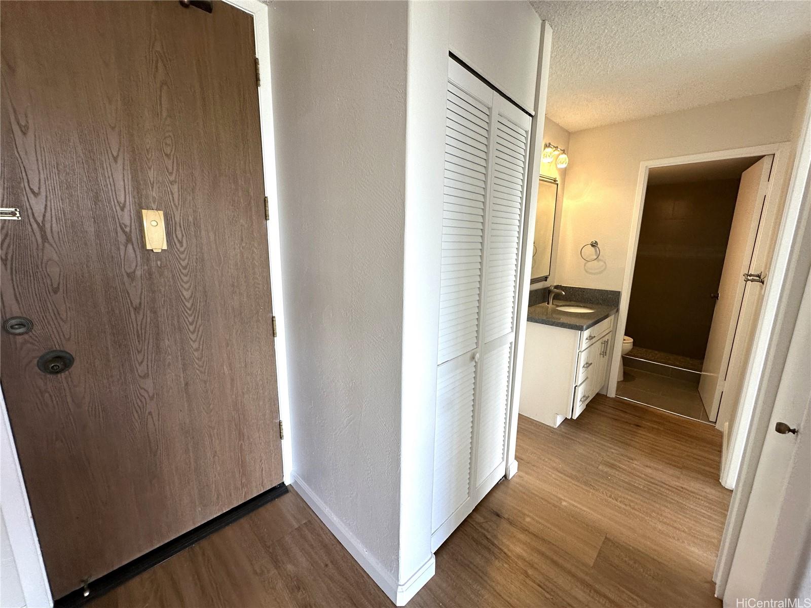 Pearl 1 condo # 20F, Aiea, Hawaii - photo 15 of 25