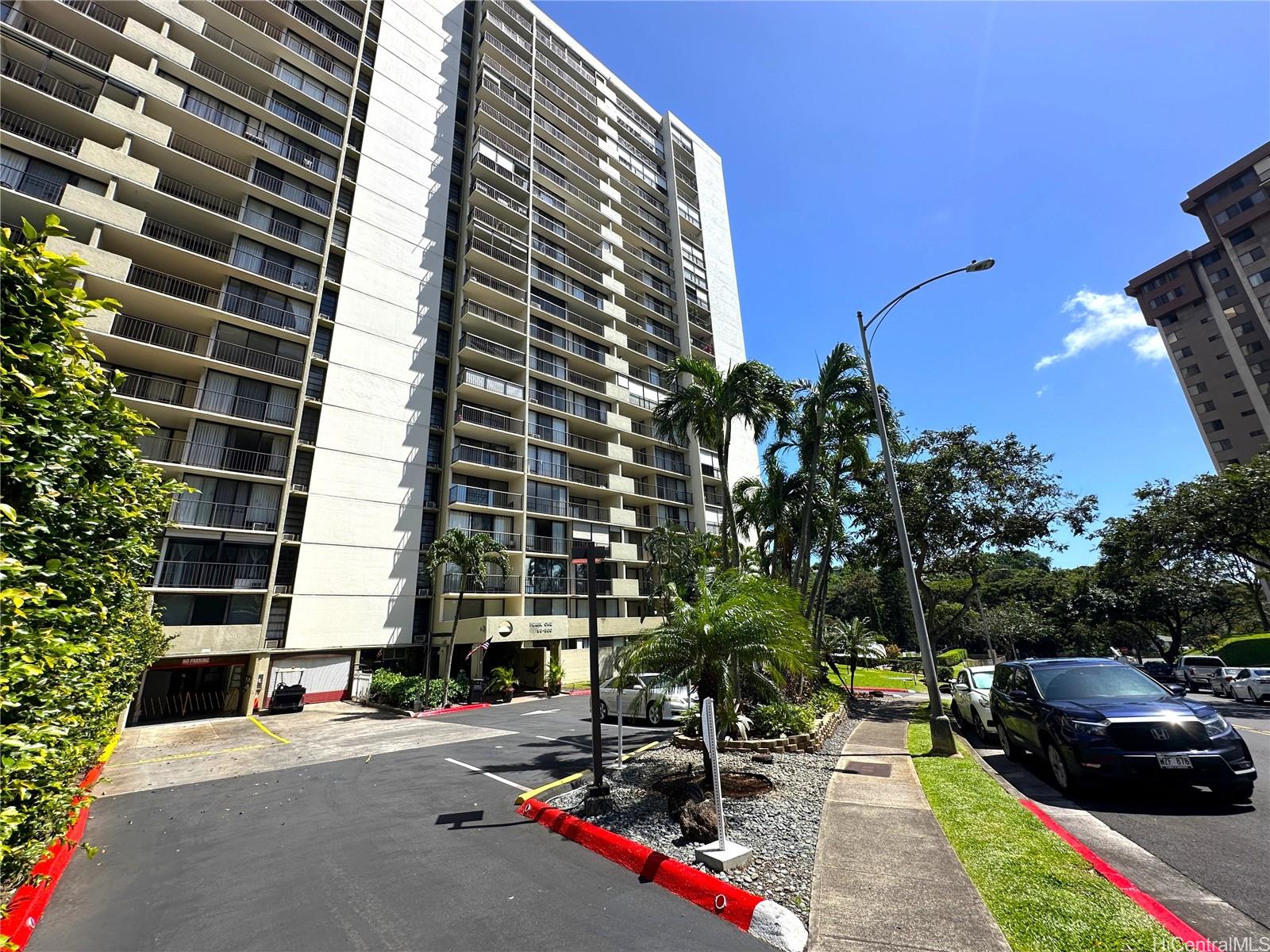 Pearl 1 condo # 20F, Aiea, Hawaii - photo 20 of 25
