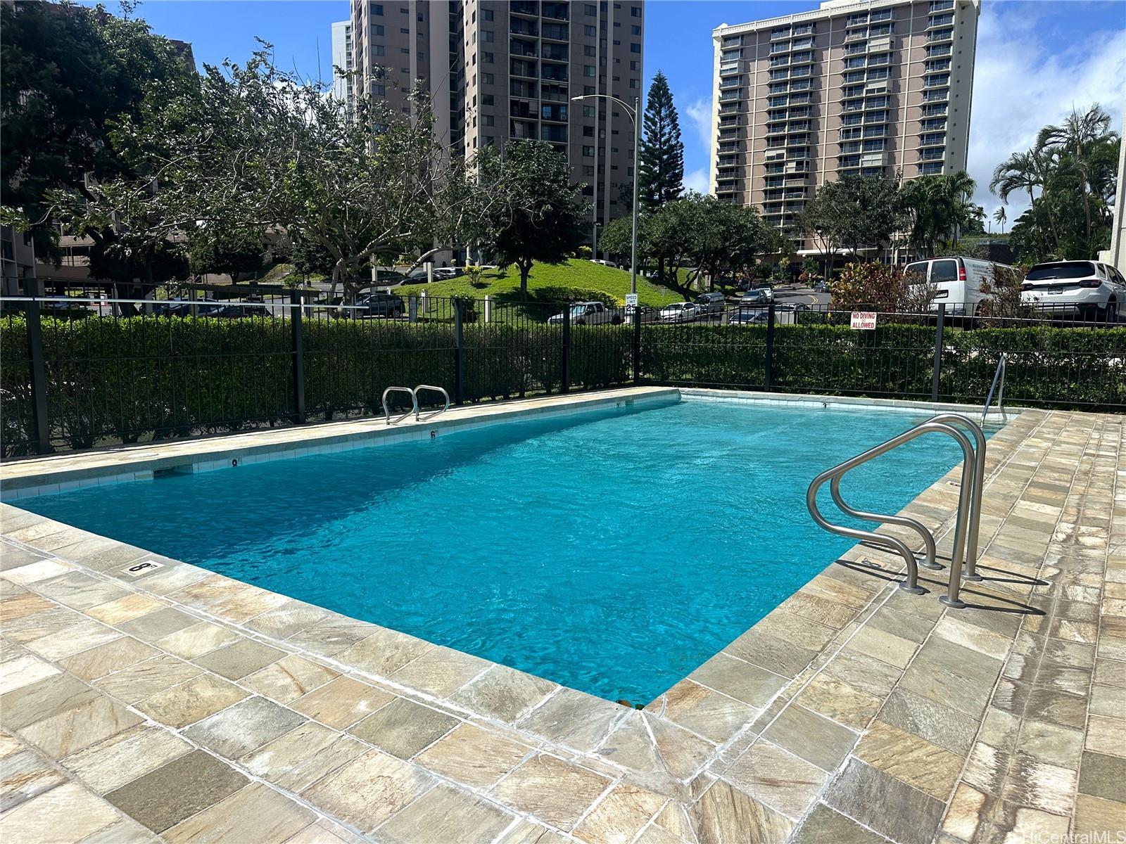 Pearl 1 condo # 20F, Aiea, Hawaii - photo 22 of 25