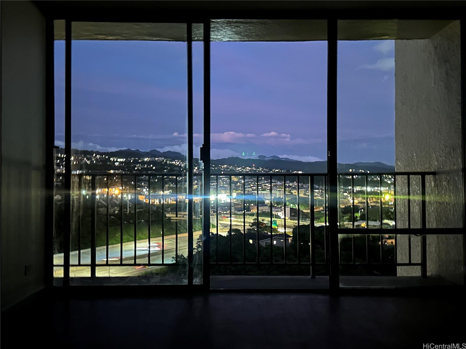 Pearl 1 condo # 20F, Aiea, Hawaii - photo 9 of 25