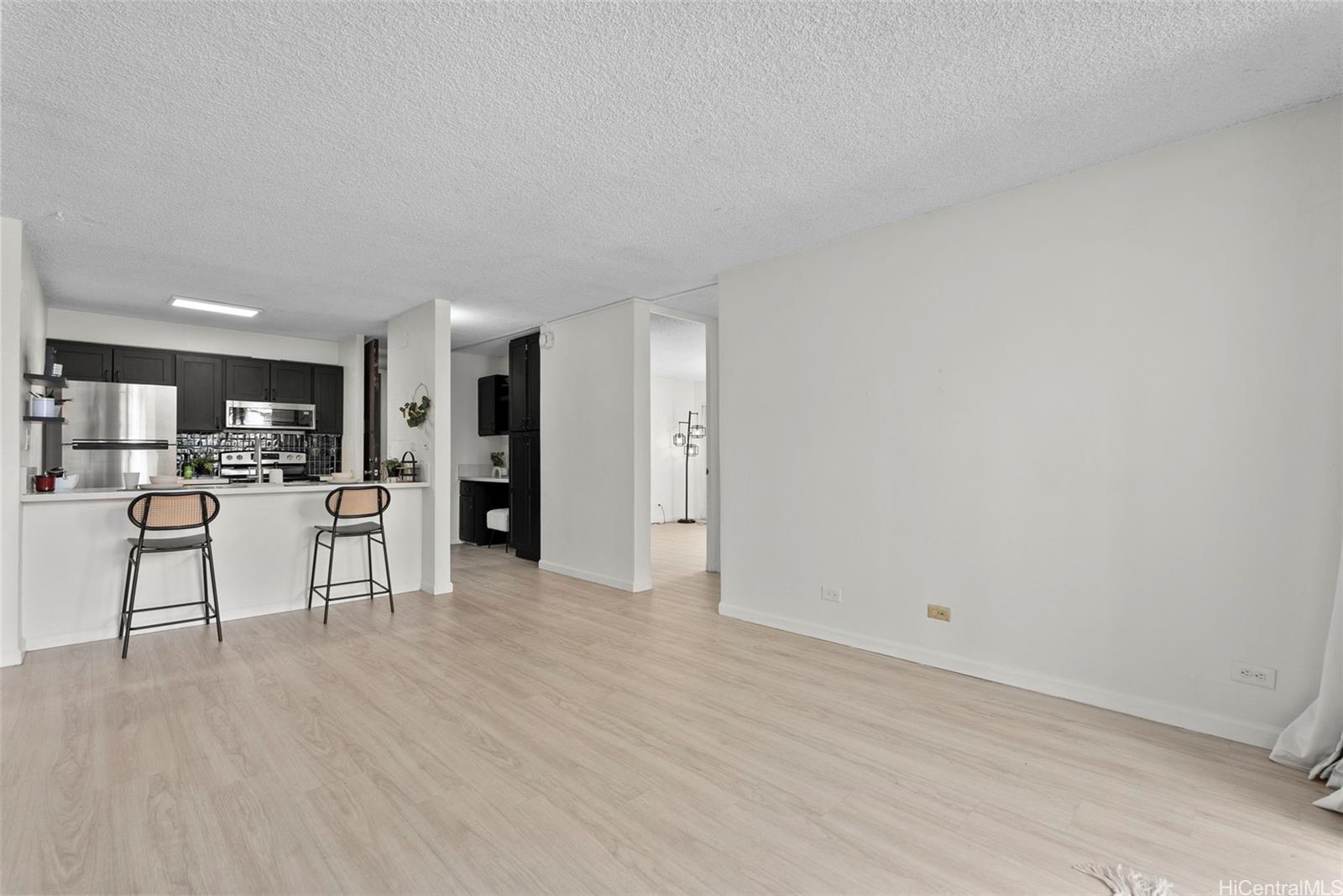 Pearl 1 condo # 2H, Aiea, Hawaii - photo 5 of 23