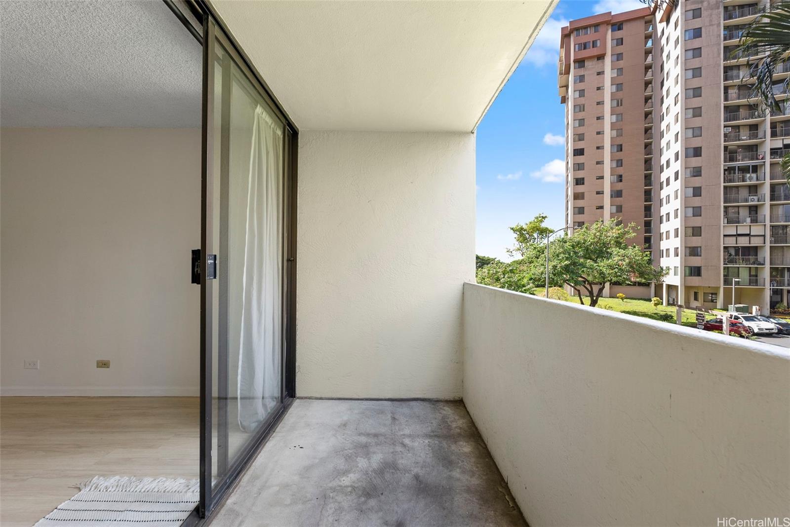 Pearl 1 condo # 2H, Aiea, Hawaii - photo 7 of 23