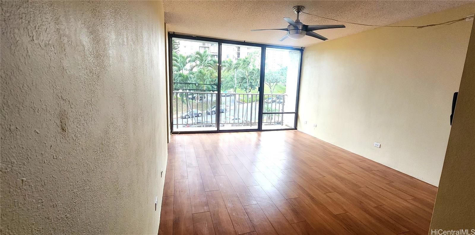 98-500 Koauka Loop Aiea - Rental - photo 3 of 8