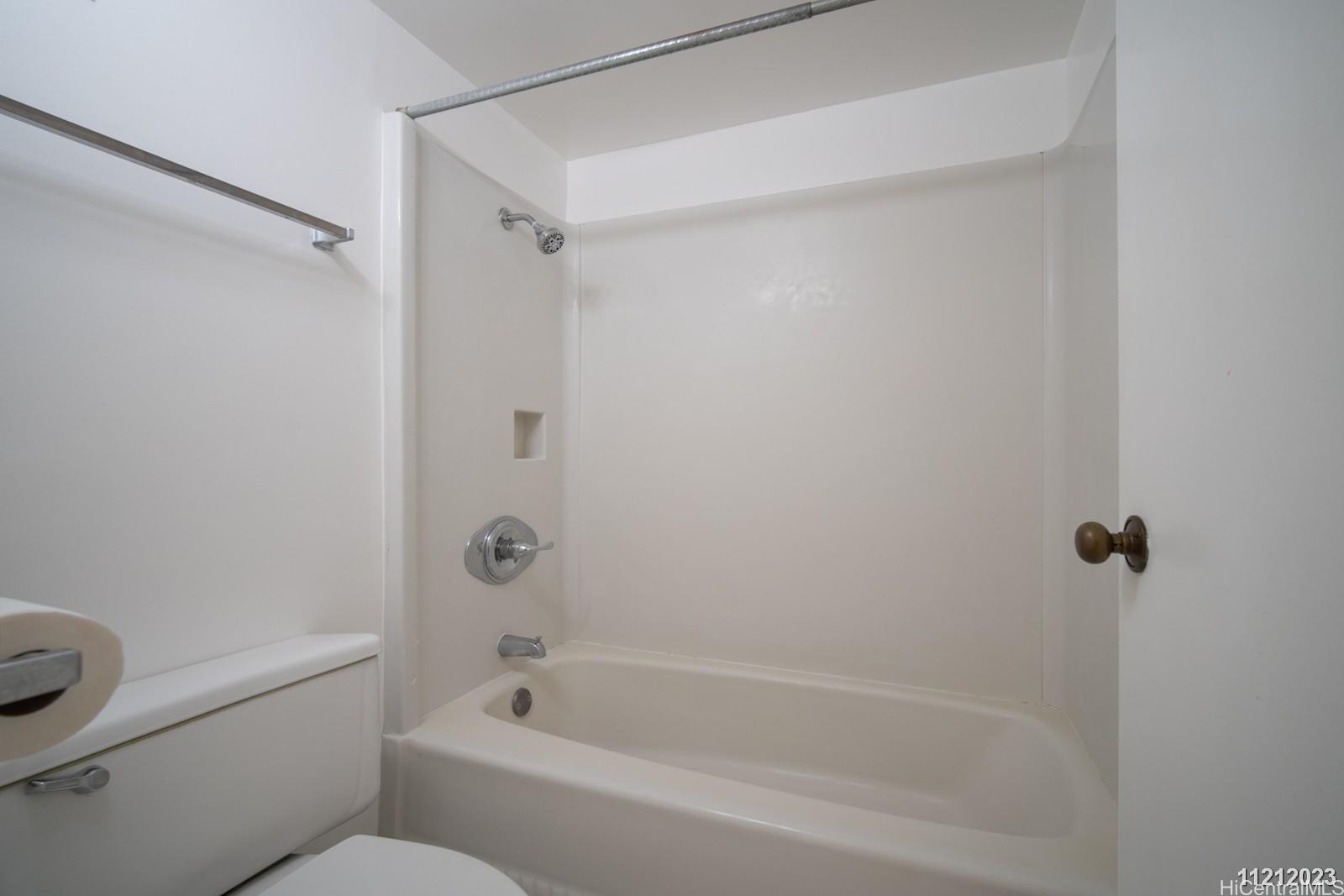 98-500 Koauka Loop Aiea - Rental - photo 17 of 25