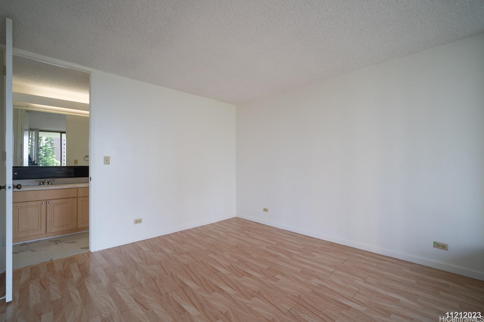 98-500 Koauka Loop Aiea - Rental - photo 19 of 25