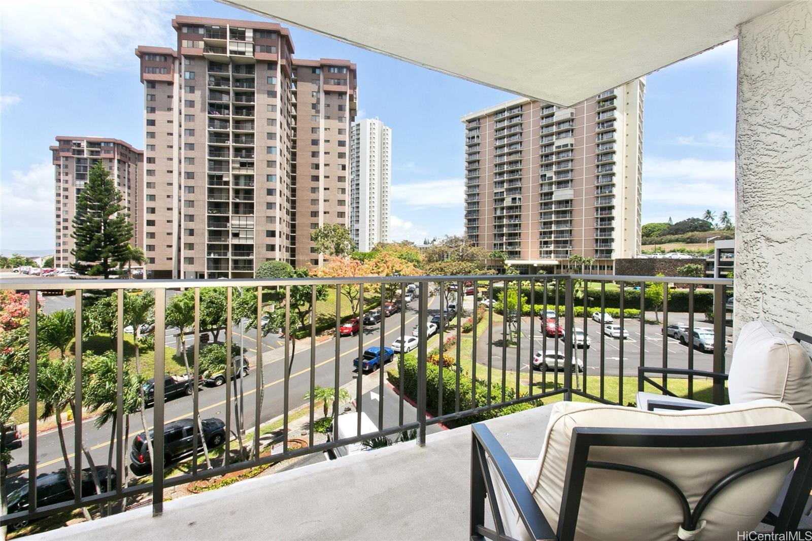 Pearl 1 5L, 98500 Koauka Loop, Aiea Pearlridge condo For sale