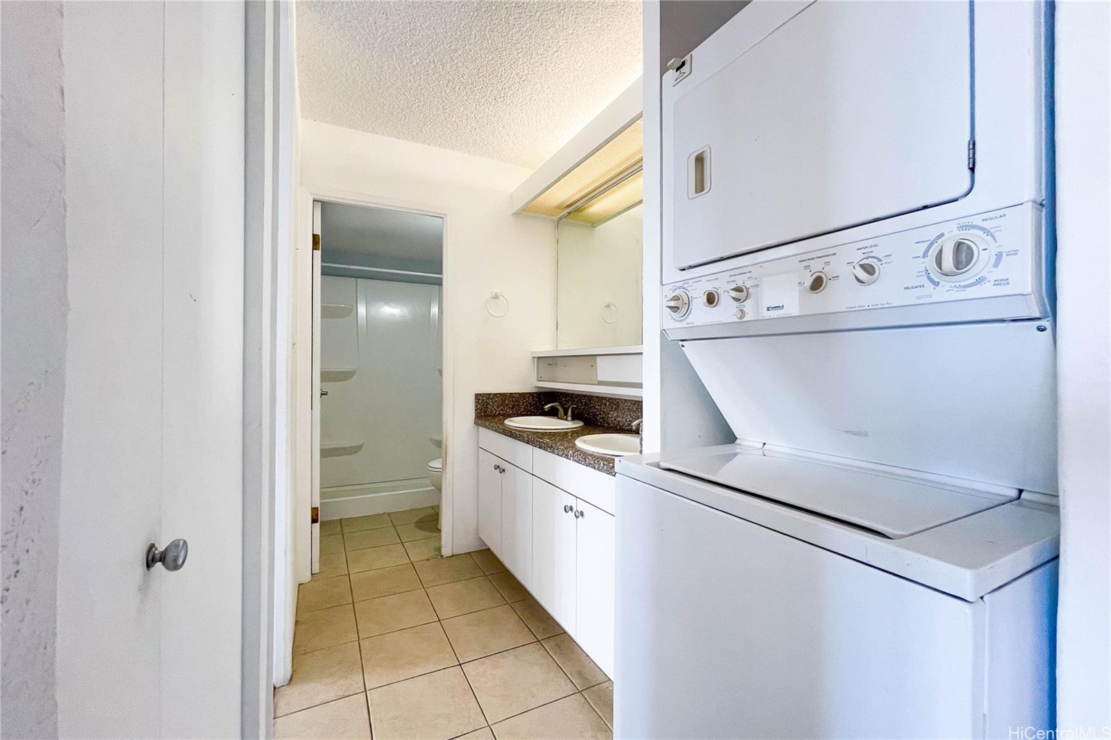 Pearl 1 condo # 7M, Aiea, Hawaii - photo 15 of 25