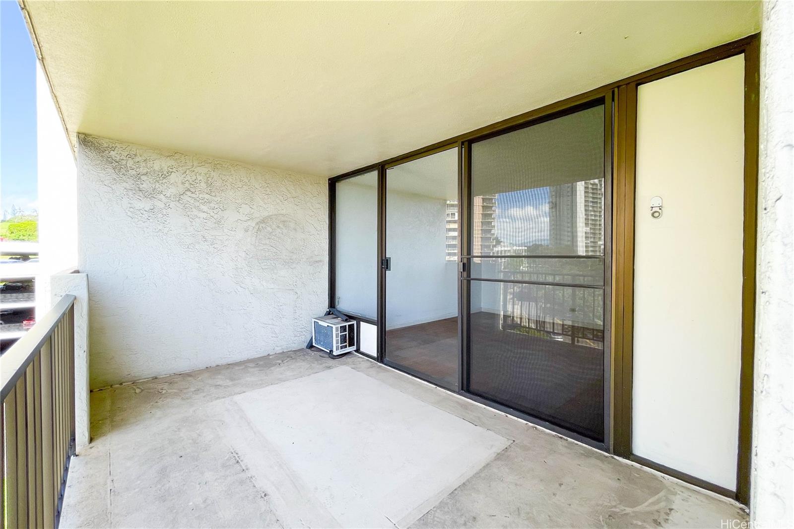 Pearl 1 condo # 7M, Aiea, Hawaii - photo 2 of 25