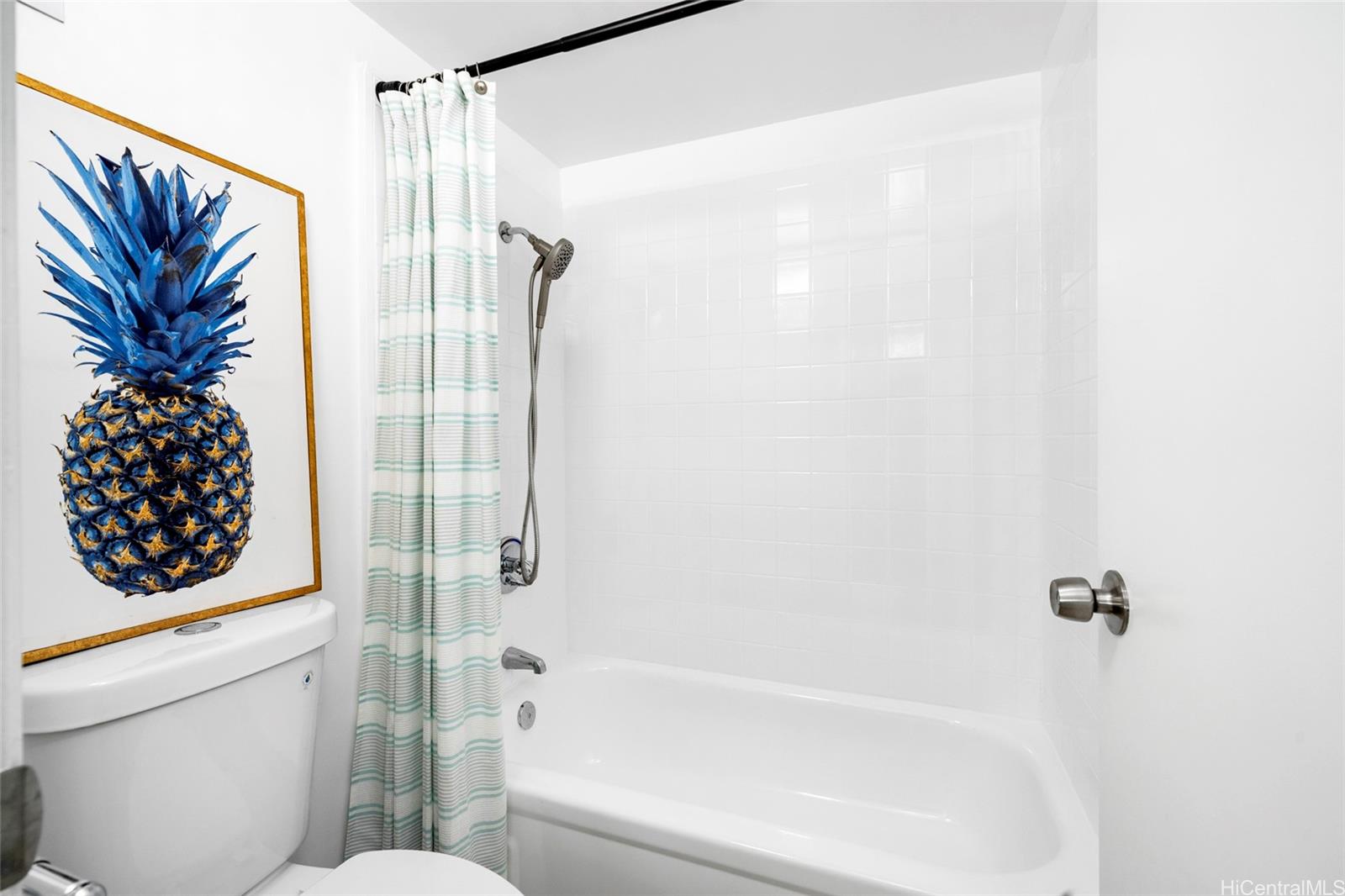 Pearl 1 condo # 7N, Aiea, Hawaii - photo 11 of 23