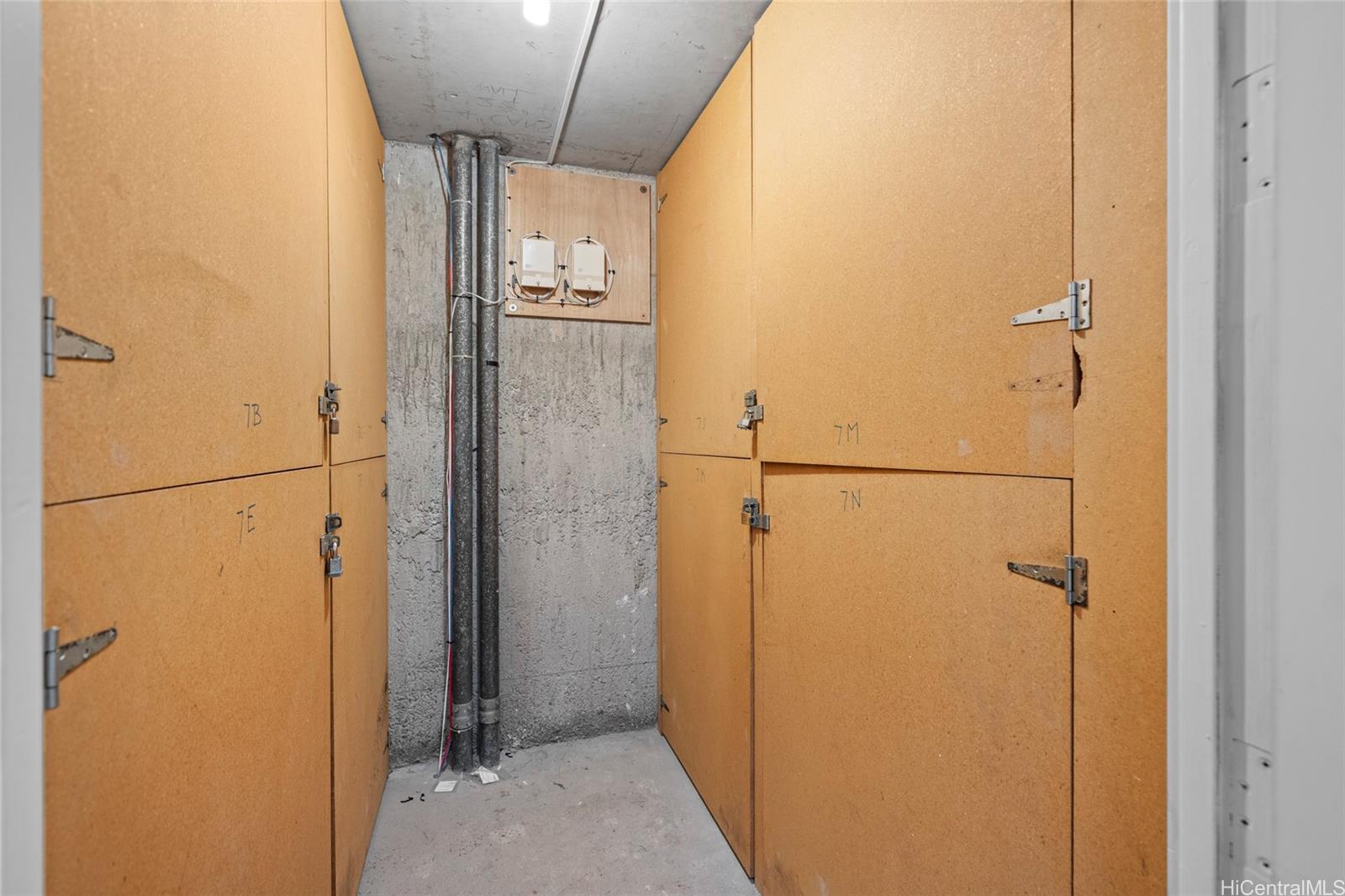 Pearl 1 condo # 7N, Aiea, Hawaii - photo 14 of 23